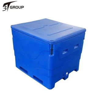 Plastikiniai žuvies konteineriai